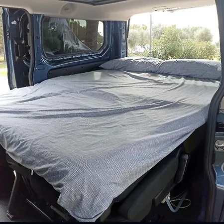 Campsite Ford Transit Custom Camper *